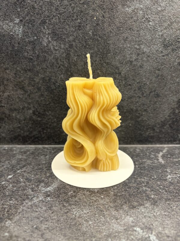 Mesilasvaha küünal "Elegantne"