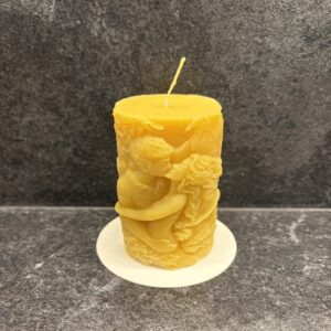 Mesilasvahast küünal "Romantika"