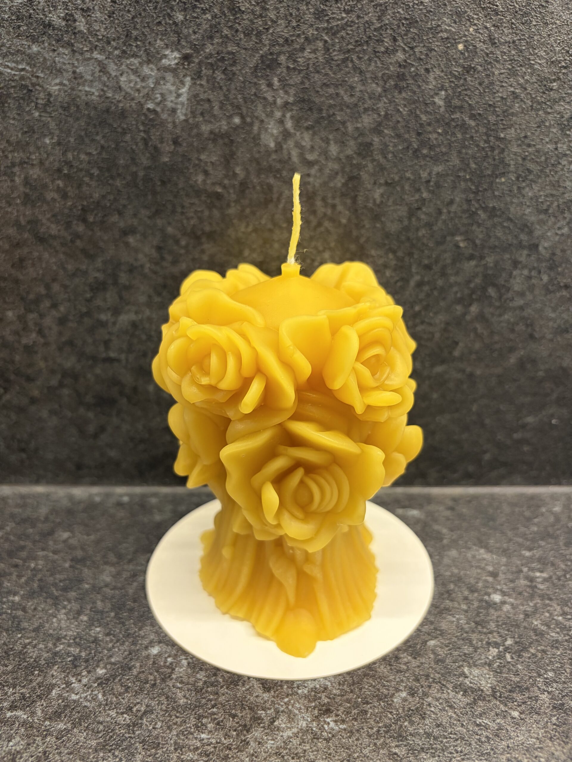 Mesilasvahast küünal "Lillebukett" - Image 3