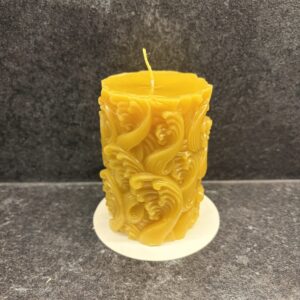 Mesilasvahast küünal "Lained"