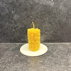 "Roosiaed" - Mesilasvahast küünal