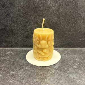 "Metsajänes" - Mesilasvahast küünal