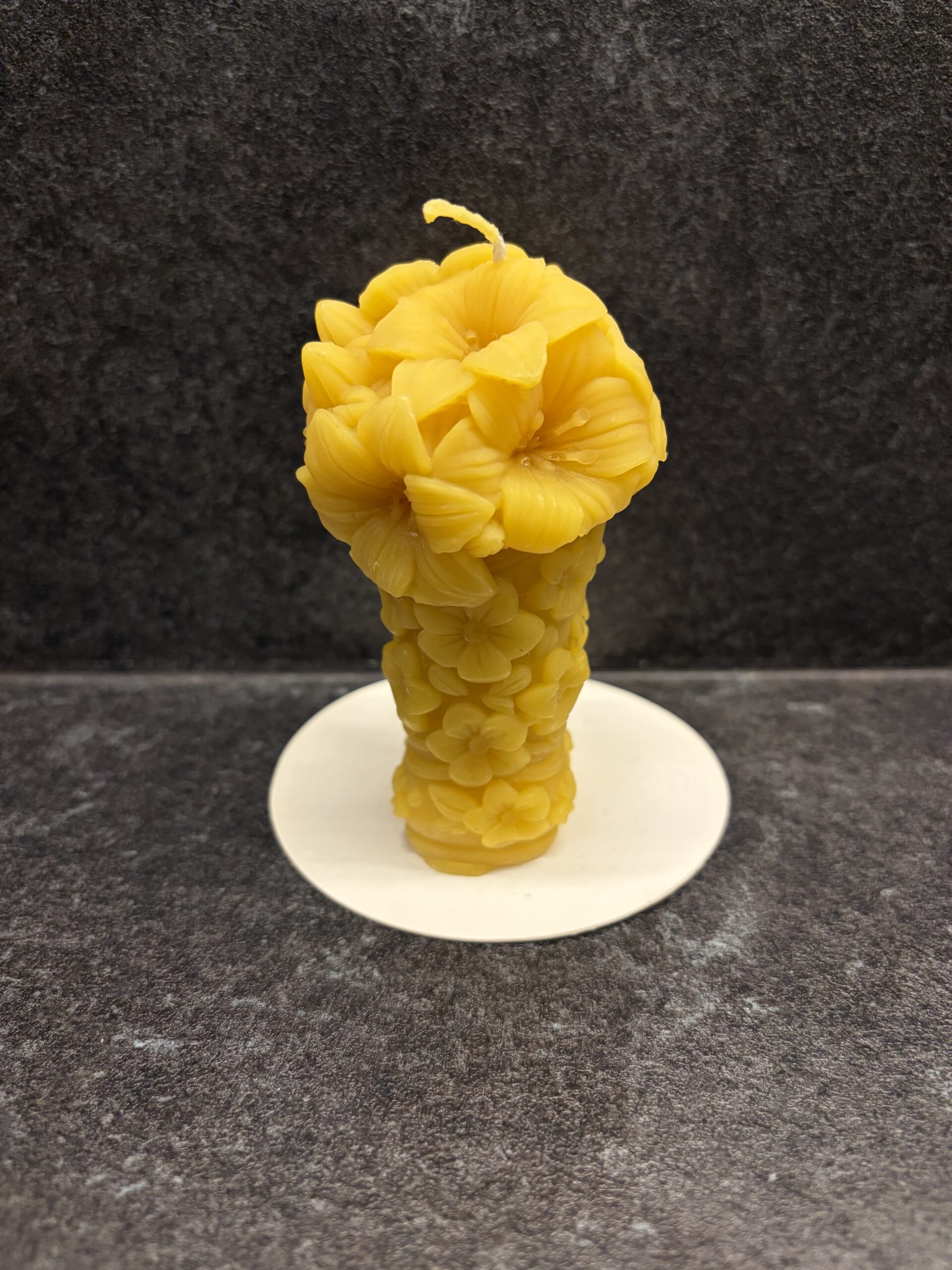 "Õiesaabas" - Mesilasvahast küünal - Image 2