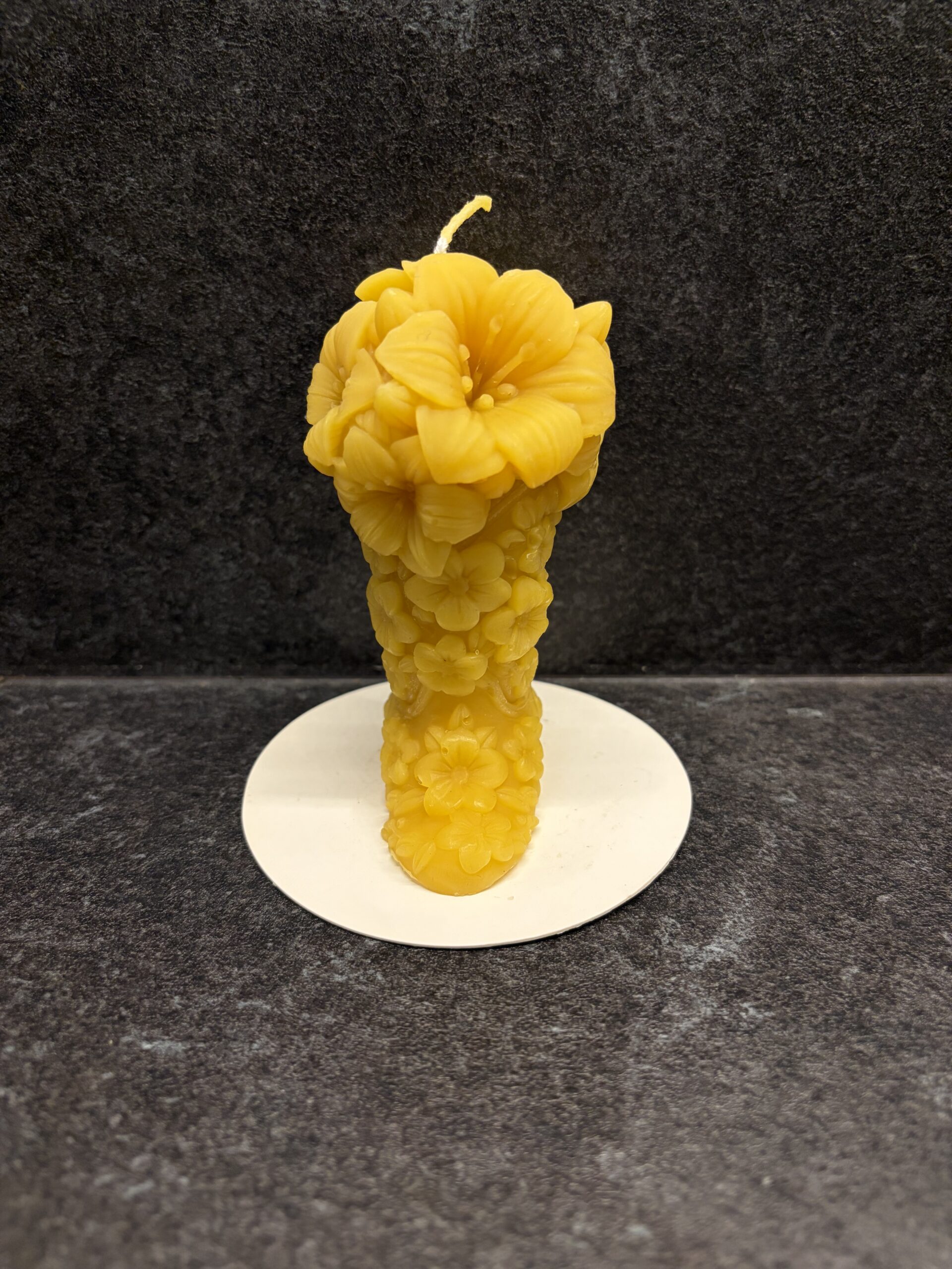 "Õiesaabas" - Mesilasvahast küünal - Image 4